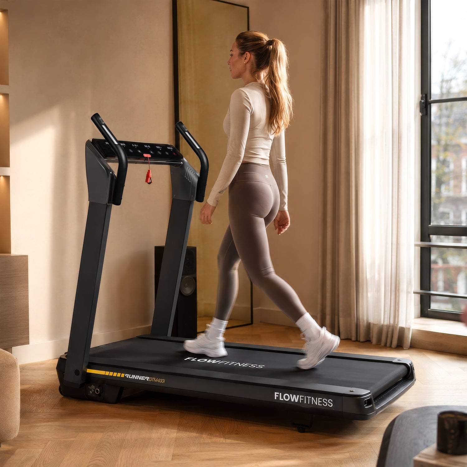 Flow Fitness RUNNER DTM400i Treadmill