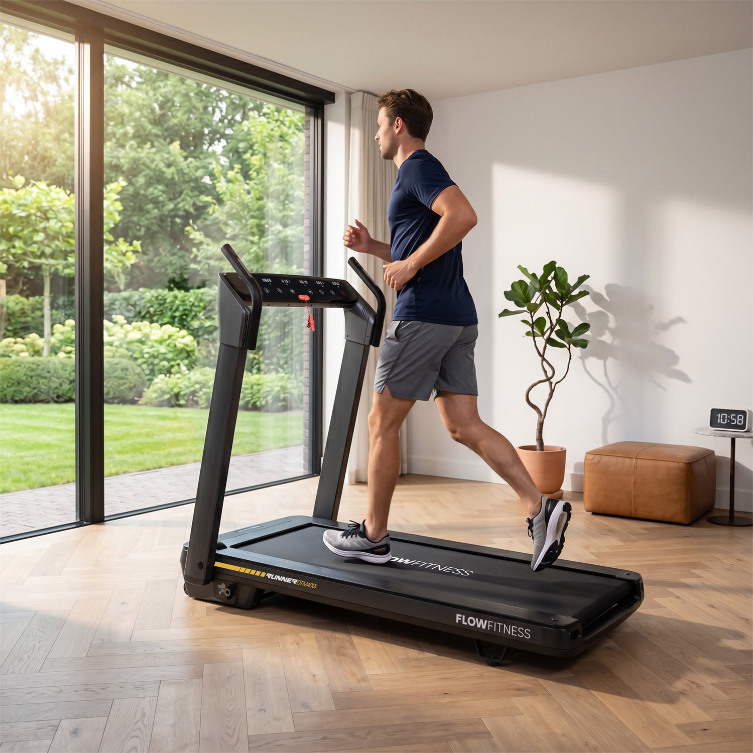 Flow Fitness RUNNER DTM400i Treadmill