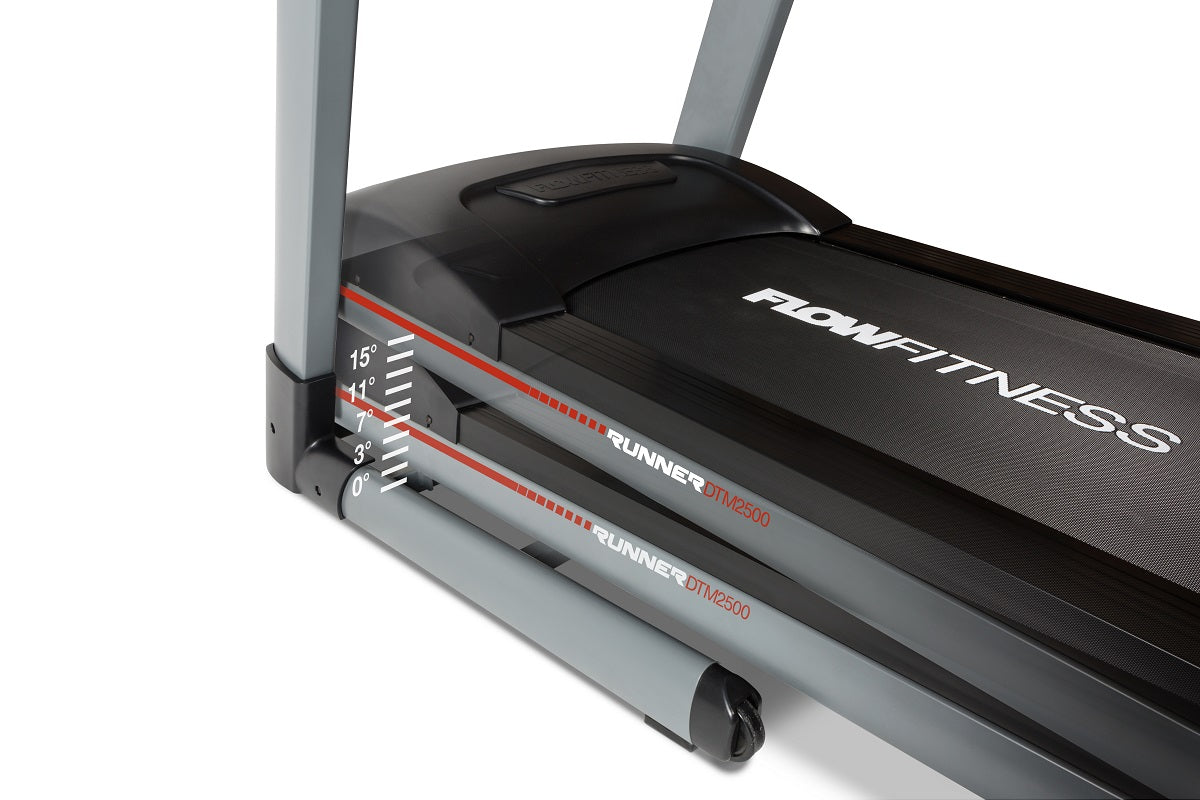 Flow Fitness Runner DTM2500 Incline